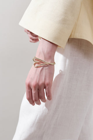 Adjustable Bracelet With Heart Detail Gold