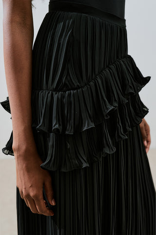 Mila Pleated Tiered Skirt Black