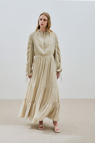 UZUN BÜZGÜLÜ ŞİFON ELBİSE ADAÇAYI