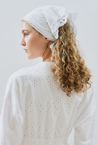 Broderie Scarf Ecru