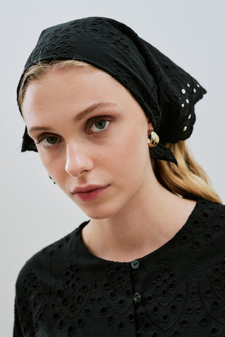 Broderie Scarf Black