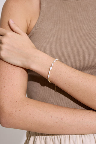 Mother-Of-Pearl Dorica Bracelet Gold