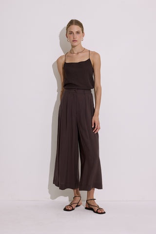 Modal Pleated Wide-Leg Trousers Dark Brown
