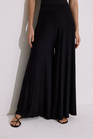 Relaxed Draped Trousers Black