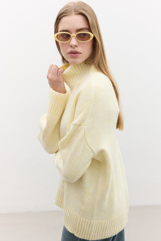 Oversized Soft Sweater Yellow