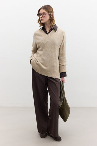 V Neck Knit Sweater Beige
