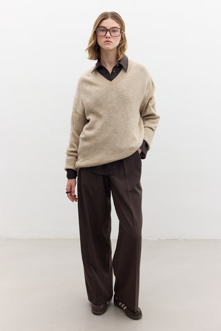 V Neck Knit Sweater Beige