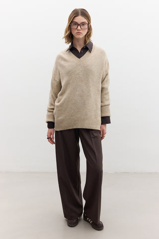 V Neck Knit Sweater Beige