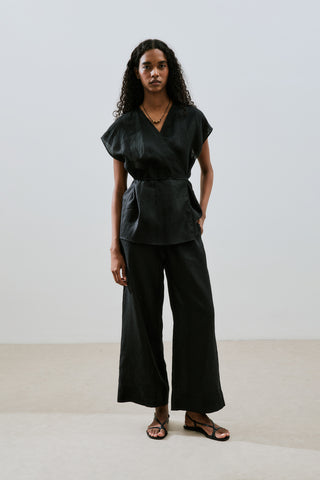 Sleeveless Linen Blouse Black