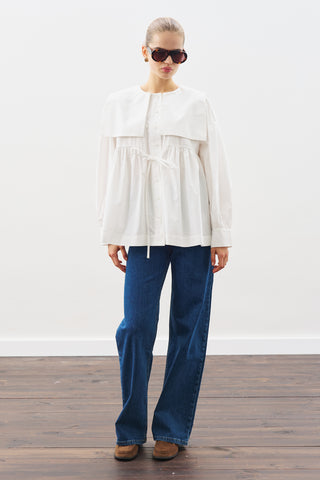 Belted Wide-Collar Shirt Ecru