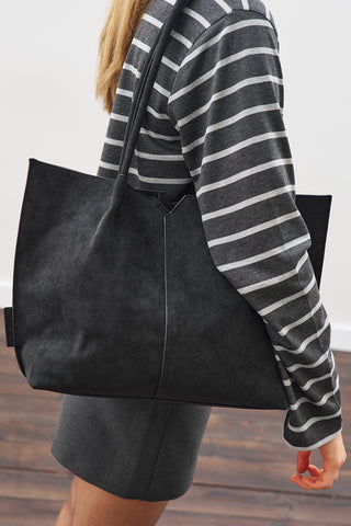 Suede Momo Bag Black