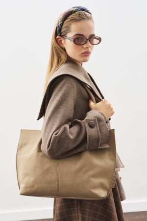 Suede Momo Bag Beige