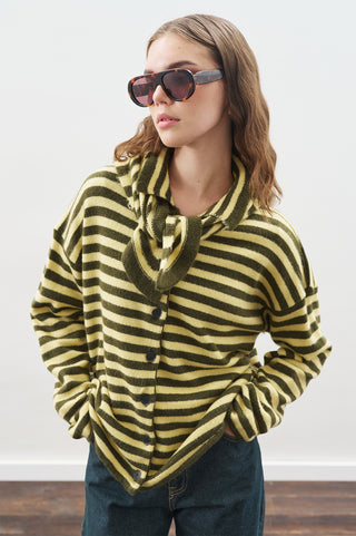 ATKI DETAYLI ÇİZGİLİ HIRKA YEŞİL