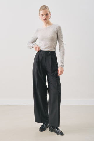 Classic Pleated Trousers Black