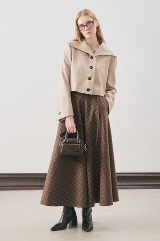 Loren Wide-Collar Short Jacket Beige