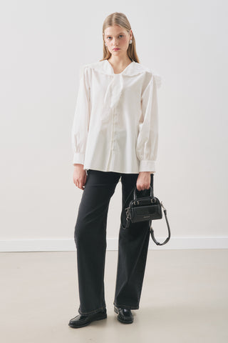 Embroidered Wide-Collar Shirt Ecru