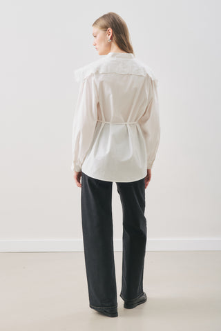 Embroidered Wide-Collar Shirt Ecru