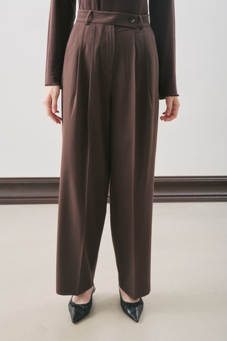 Classic Pleated Trousers Brown