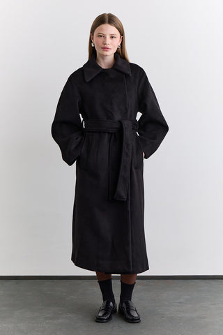 Plain Cachet Coat Black