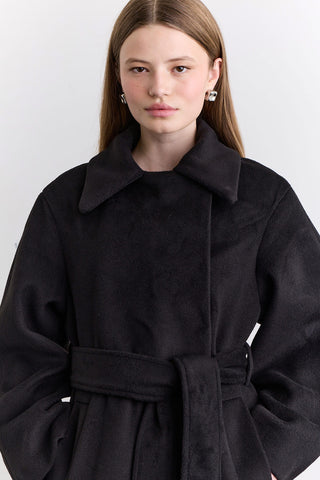 Plain Cachet Coat Black