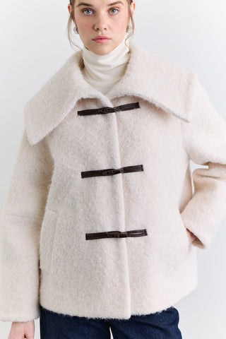 Wide Collar Buttoned Coat Ecru