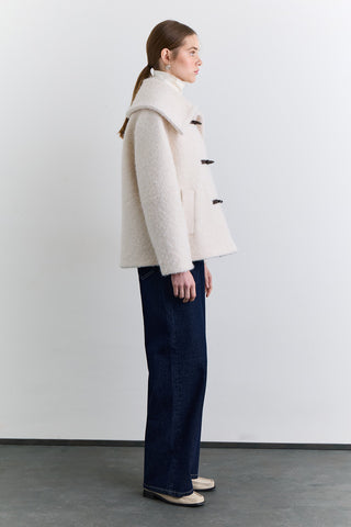 Wide Collar Buttoned Coat Ecru