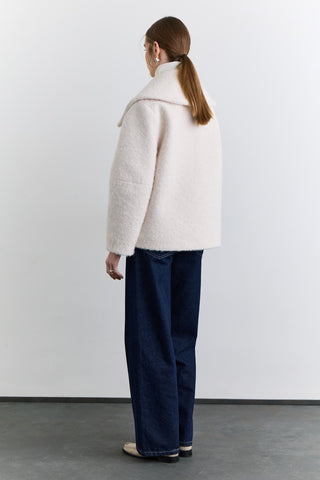 Wide Collar Buttoned Coat Ecru