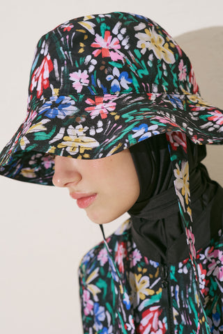 Bucket Hat With String Garden