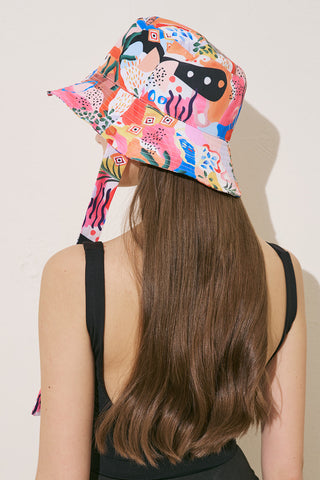 Bucket Hat With String Abstract