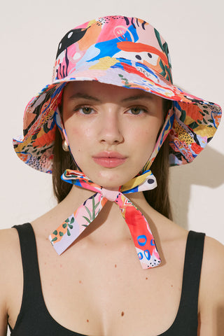Bucket Hat With String Abstract