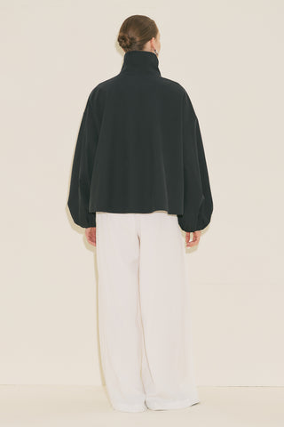 Melva Short Trench Coat With Wide Sleeves Black