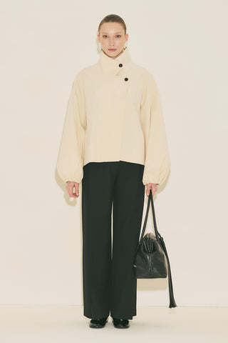 Melva Short Trench Coat With Wide Sleeves Vanilla
