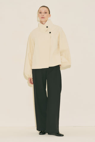 Melva Short Trench Coat With Wide Sleeves Vanilla