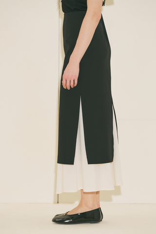 Limited Edition Tiered Skirt Black
