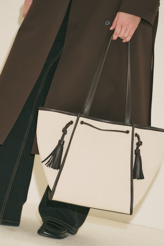 Canvas City Bag With Tassel Detail Brown