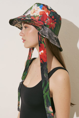 Bucket Hat With String Dark Garden