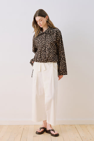 High-Neck Detail Shirt Bambi Brown